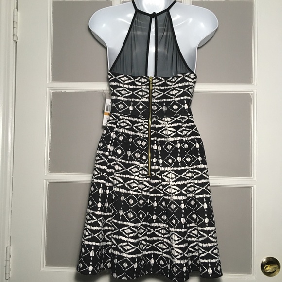 B. DARLIN IKAT DRESS - Picture 6 of 8